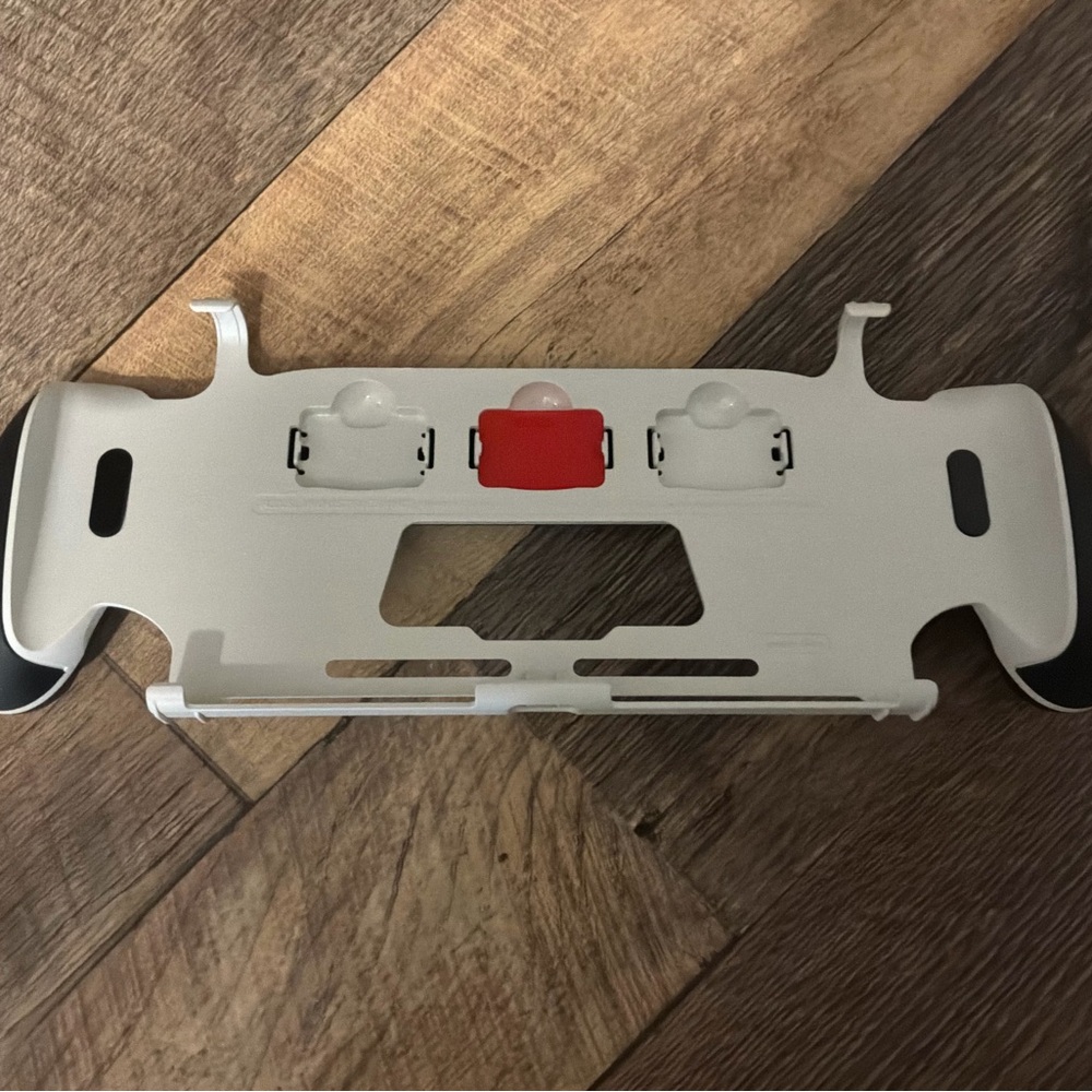 Nintendo Switch Game Traveler GoPlay GripStand